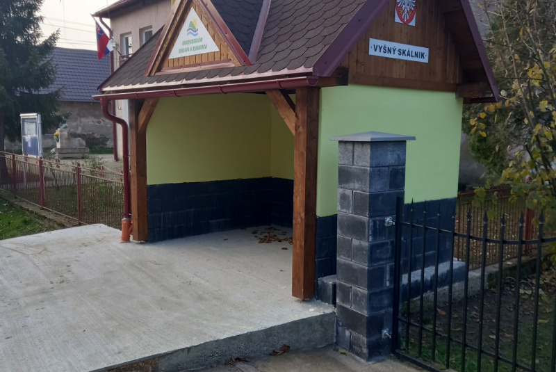 Projekty / Vybudovanie autobusovej zastávky - foto